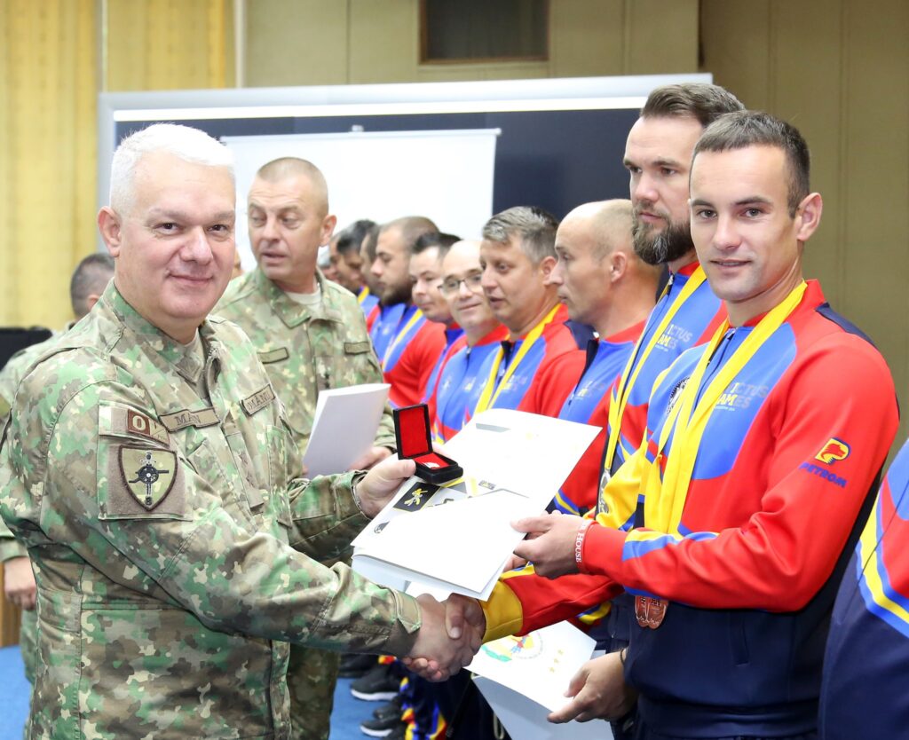 Moment festiv la sediul Statului Major al Forțelor Terestre pentru campionii Invictus romania